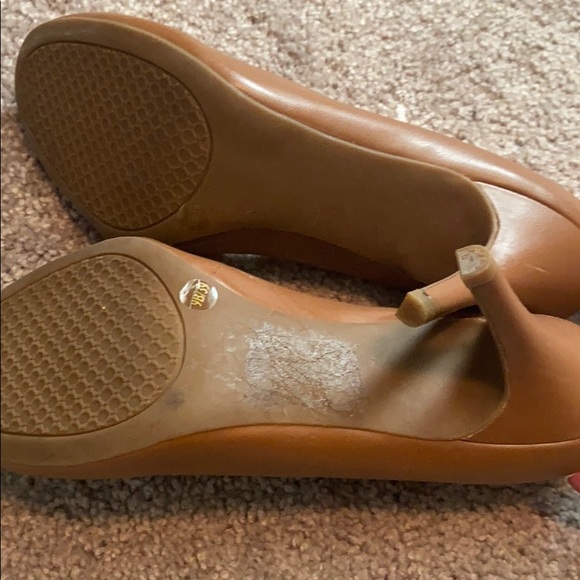 Jessica Simpson Brown/Tan High Heels - Picture 4 of 7